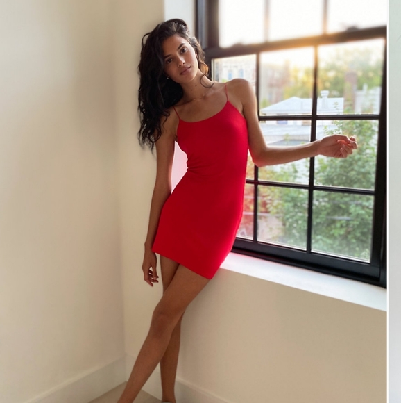 NWOT aritzia wilfred tiny dress black M - Picture 2 of 9